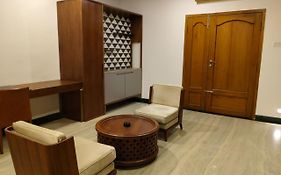 Hotel Perumbakkam